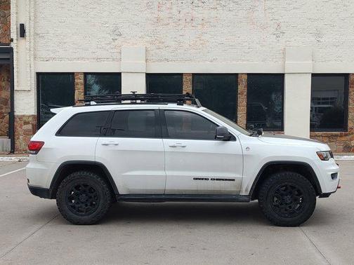 Bright White Clearcoat 2018 Jeep Grand Cherokee Trailhawk