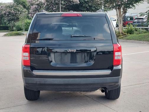 Black Clearcoat 2017 Jeep Patriot 75th Anniversary Edition
