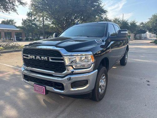2024 RAM 2500 Tradesman Crew Cab 4x4 6'4' Box