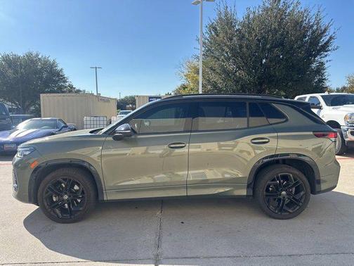 2025 Volkswagen Tiguan 2.0T SE R-Line Black 4MOTION