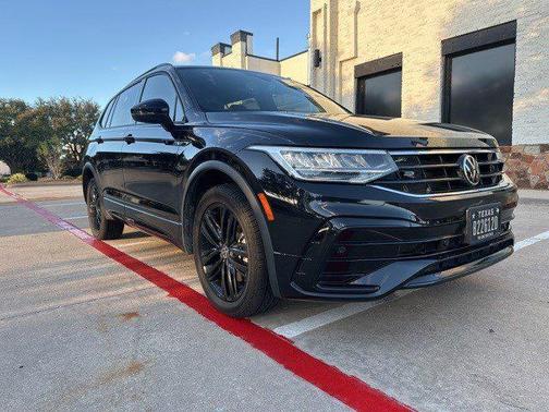 2022 Volkswagen Tiguan 2.0T SE R-Line Black