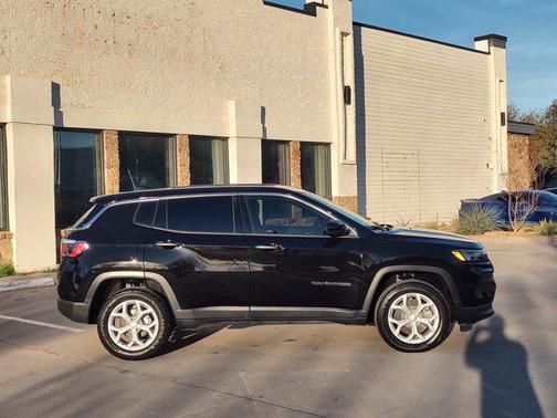 2024 Jeep Compass Sport