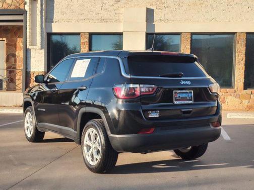 2024 Jeep Compass Sport