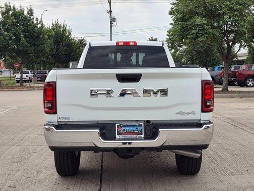 2025 RAM 2500 Tradesman Crew Cab 4x4 8' Box