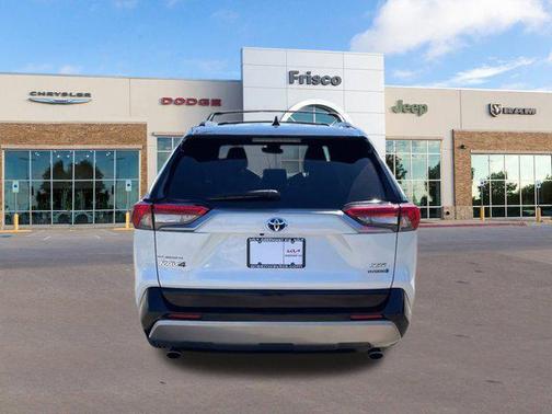 2022 Toyota RAV4 Hybrid SE