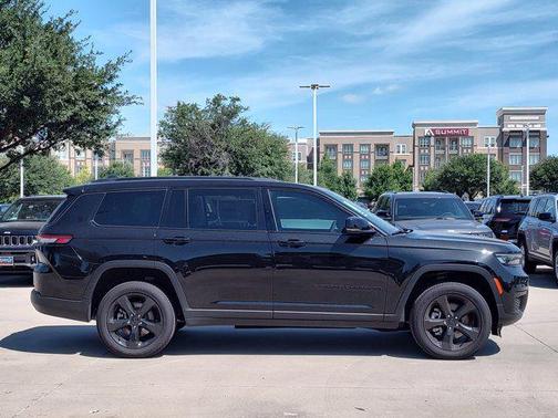 2025 Jeep Grand Cherokee L Altitude
