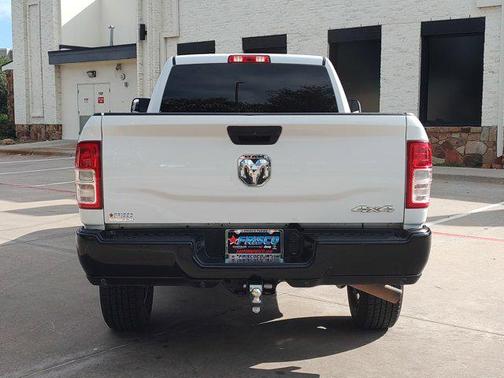 2021 RAM 2500 Tradesman Crew Cab 4x4 8' Box