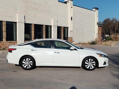 2020 Nissan Altima S FWD