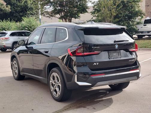 Black Sapphire Metallic 2023 BMW X1 xDrive28i