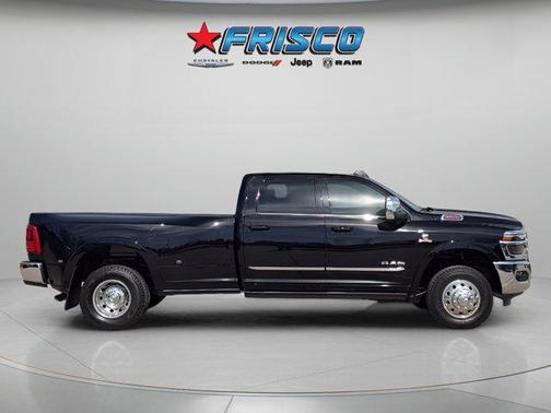 2026 RAM 3500 Limited Crew Cab 4x4 8' Box