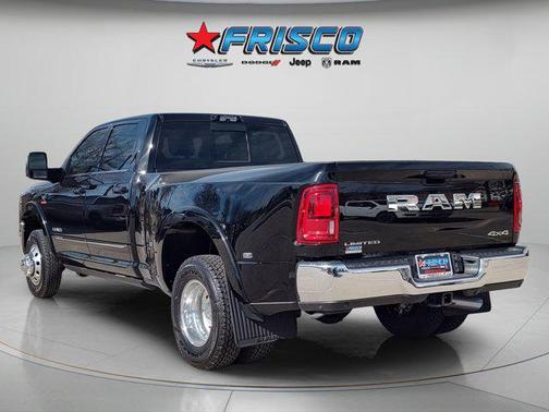 2026 RAM 3500 Limited Crew Cab 4x4 8' Box