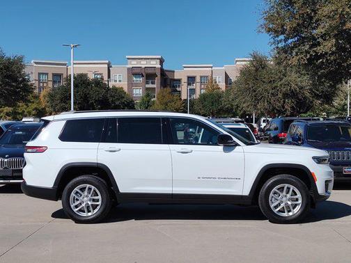 2025 Jeep Grand Cherokee L Laredo