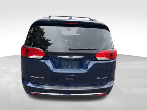 2018 Chrysler Pacifica Hybrid Limited