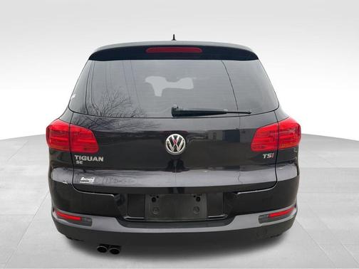 2016 Volkswagen Tiguan SE