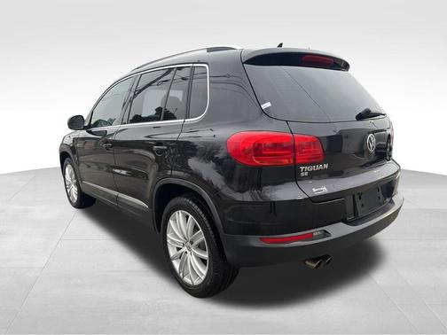 2016 Volkswagen Tiguan SE