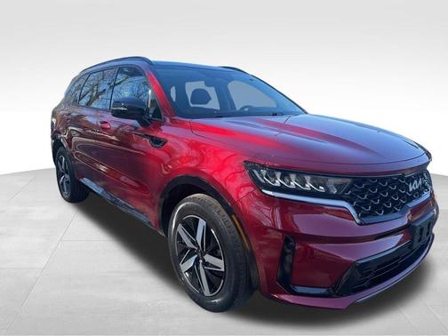 Red 2023 Kia Sorento S