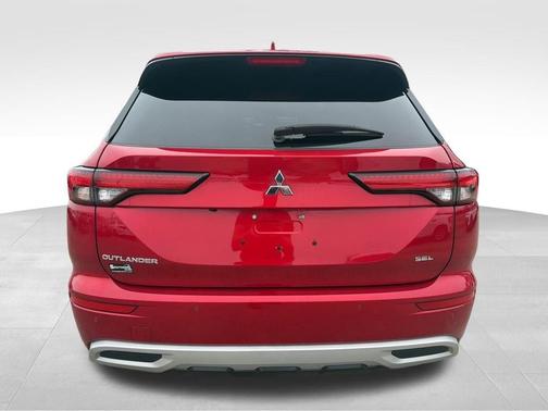 2024 Mitsubishi Outlander SEL