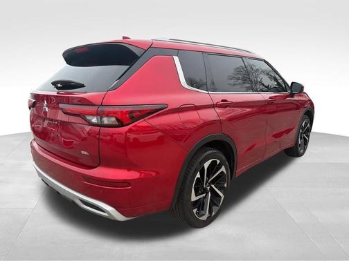2024 Mitsubishi Outlander SEL