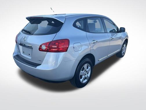 2011 Nissan Rogue S