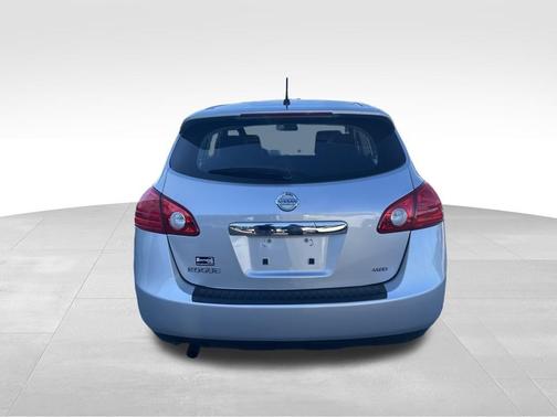 2011 Nissan Rogue S