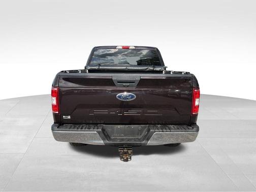 Red 2018 Ford F-150 XLT