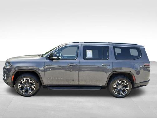Gray 2024 Jeep Wagoneer Series III