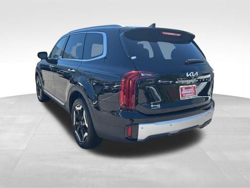 Black 2024 Kia Telluride S
