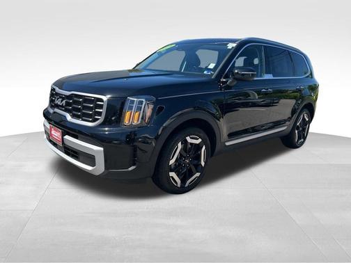 Black 2024 Kia Telluride S