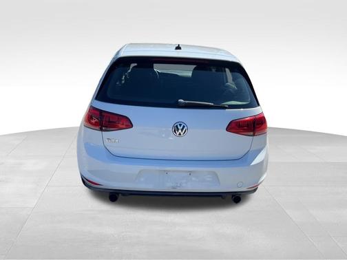 2016 Volkswagen Golf GTI S