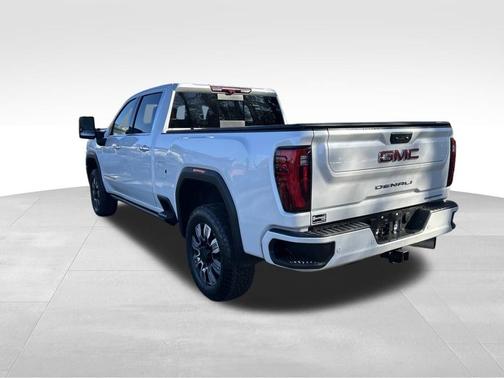 2024 GMC Sierra 2500 Denali