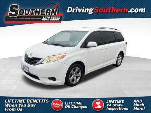 2014 Toyota Sienna LE