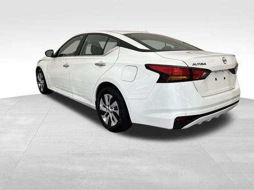 2025 Nissan Altima S