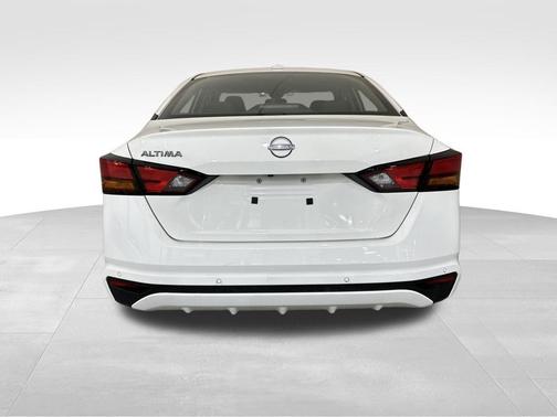 2025 Nissan Altima S