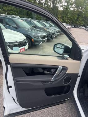 2021 Land Rover Discovery Sport SE