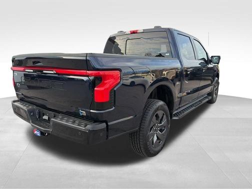 2022 Ford F-150 Lightning Pro