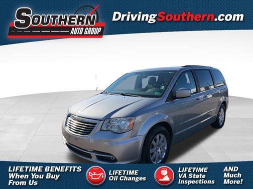 2015 Chrysler Town & Country Touring