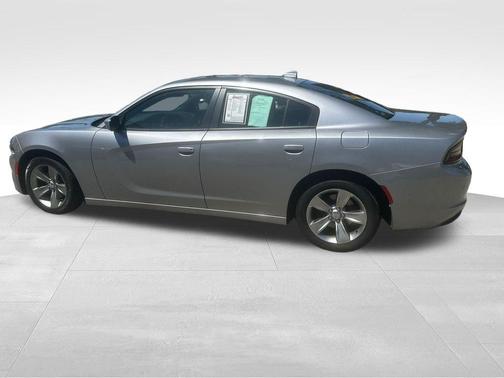 Silver 2018 Dodge Charger SXT Plus