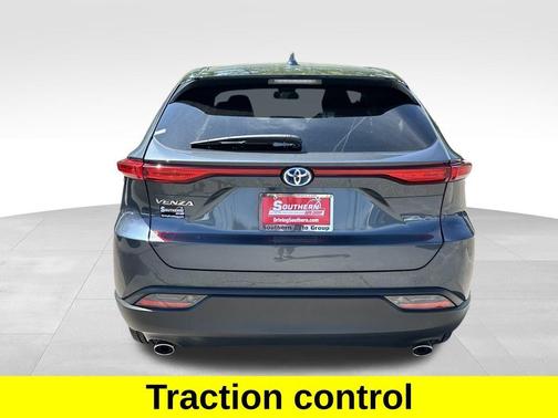 2024 Toyota Venza LE