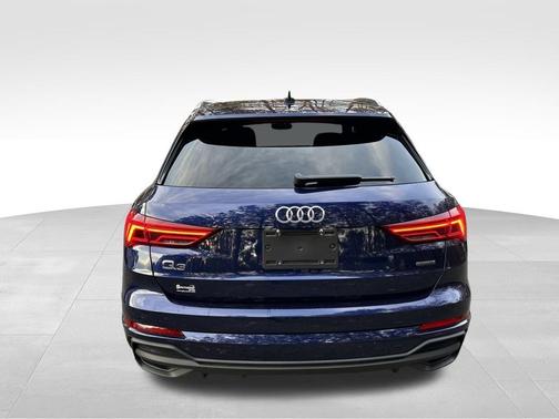 2025 Audi Q3 45 S line Premium