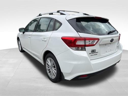 2017 Subaru Impreza 2.0i Premium