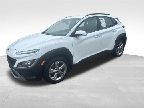 White 2023 Hyundai KONA SEL