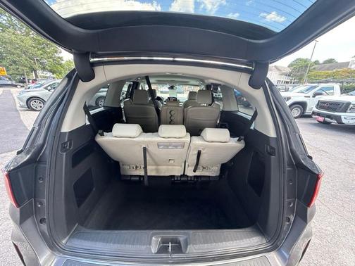 Silver 2025 Honda Odyssey EX-L