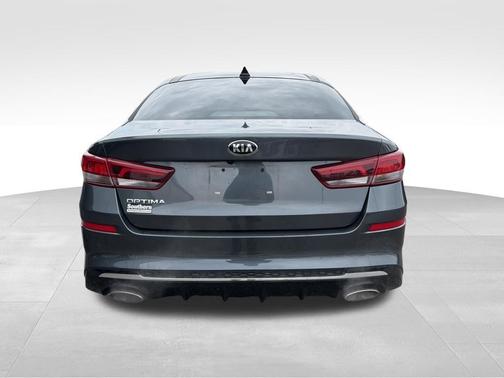 2020 Kia Optima SE