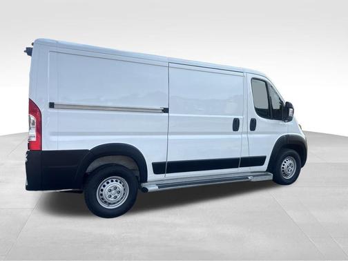 White 2025 RAM ProMaster 2500 Base