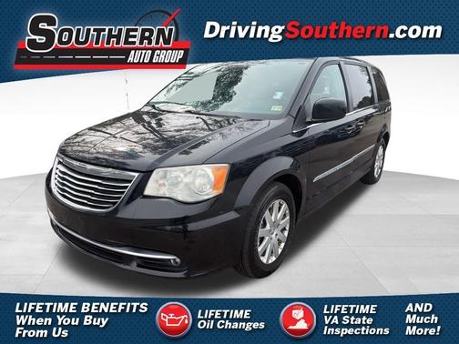 2014 Chrysler Town & Country Touring