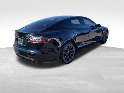 2021 Tesla Model S Long Range