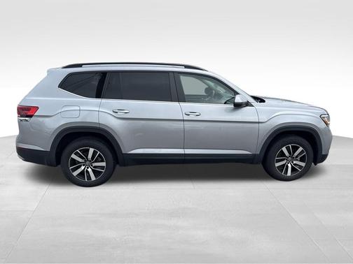 2022 Volkswagen Atlas 2.0T SE