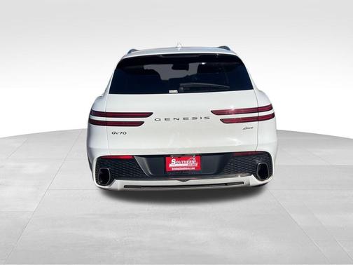 2025 Genesis GV70 2.5T