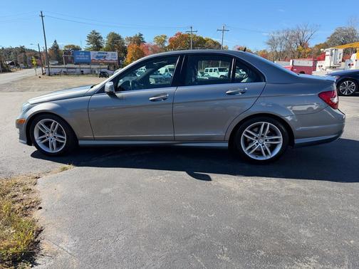 2012 Mercedes-Benz C-Class C 300 4MATIC Luxury