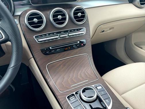 2018 Mercedes-Benz GLC 300 4MATIC